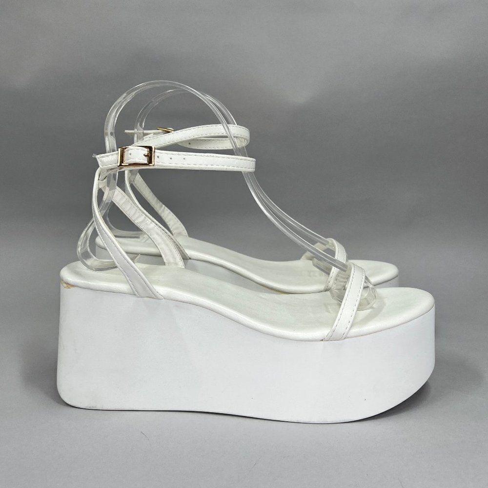 Bamboo Women's Size 7.5‎ Cactus 02 Platform Sandals